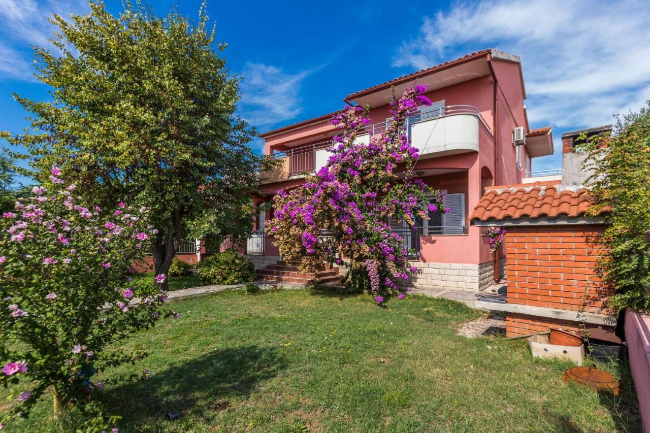 Apartmani Carmen Bibinje Exterior photo