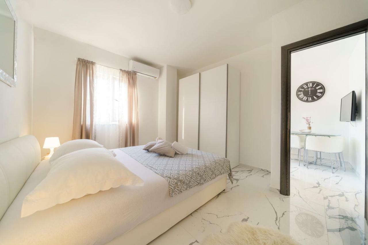 Apartmani Carmen Bibinje Exterior photo